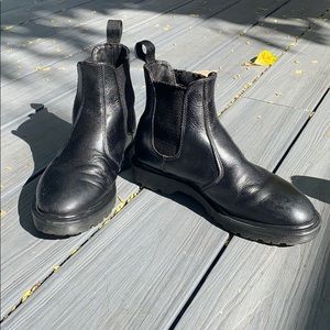 Authentic Doc Martens 2976 Chelsea Boot